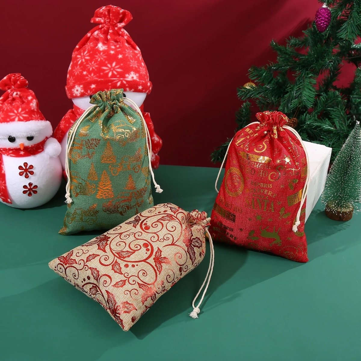 Elegante en milieuvriendelijke stoffen kerstcadeauzak