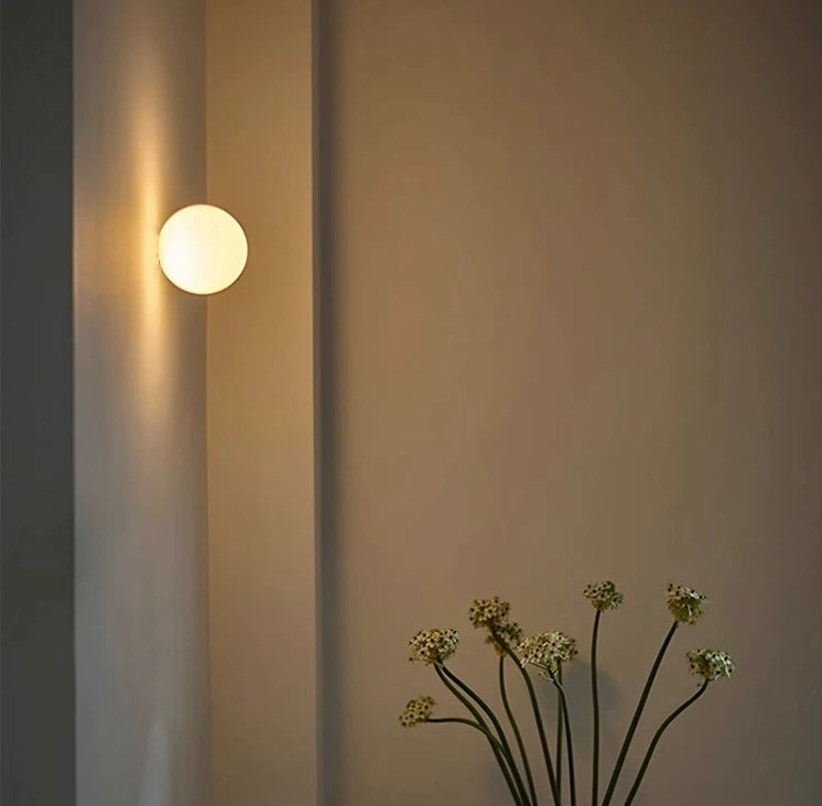 Bolwandlamp – Moderne glazen wandlamp – Elegante binnenverlichting