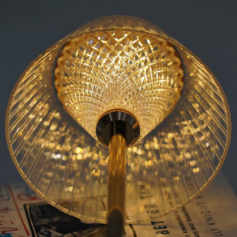 Draadloze oplaadbare led-tafellamp van kristal