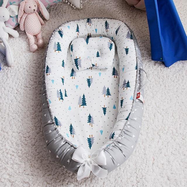 Draagbaar babynestje & knuffelnestje