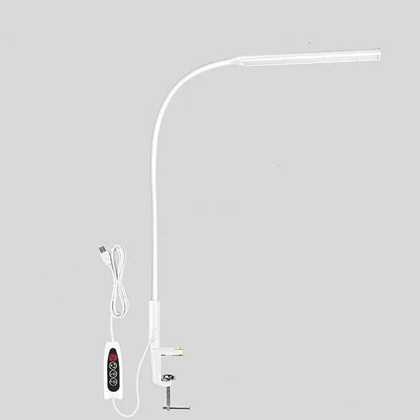 Elegante bureaulamp met flexibele arm, USB-voeding en zilverkleurige afwerking