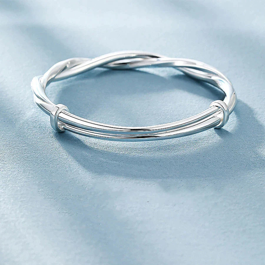 Elegante en tijdloze gevlochten zilveren armband voor dames