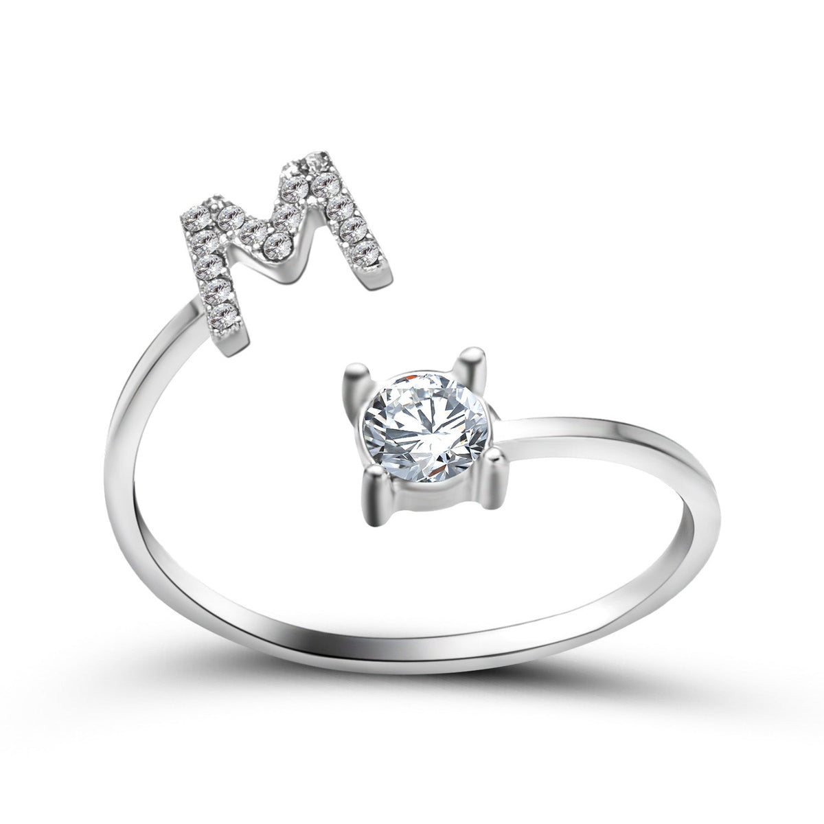 Elegante ring met initialen om herinneringen levend te houden