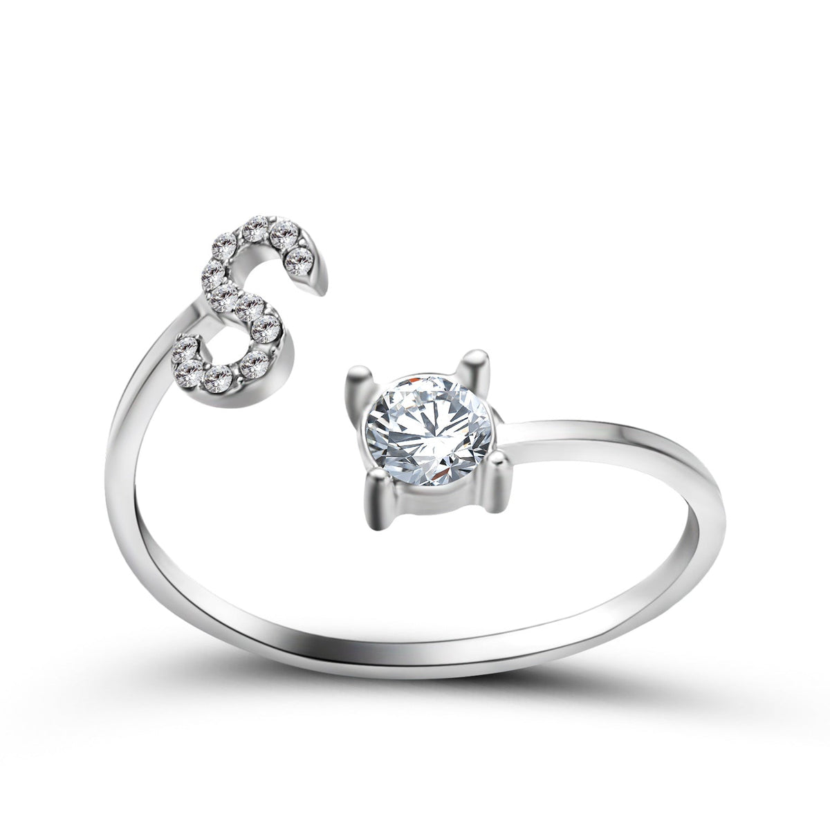 Elegante ring met initialen om herinneringen levend te houden