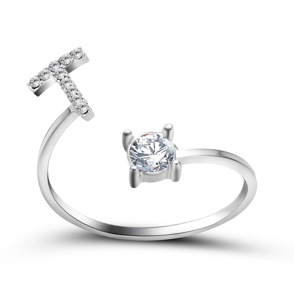 Elegante ring met initialen om herinneringen levend te houden