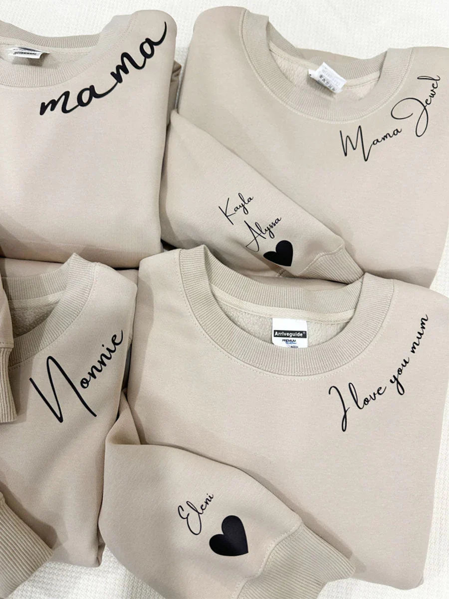 Hoodie | Personaliseerbaar met Namen op de Mouw