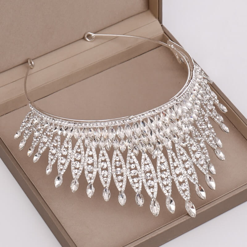 Kristallen tiara met strass-steentjes