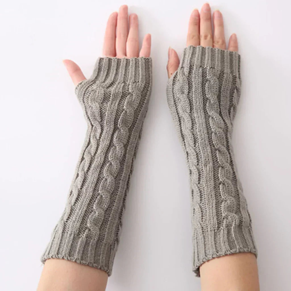 Lange gebreide vingerloze handschoenen