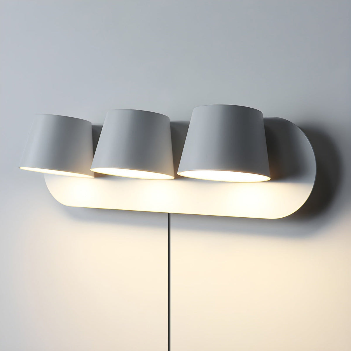 LED-wandleeslamp in zwarte en witte afwerking