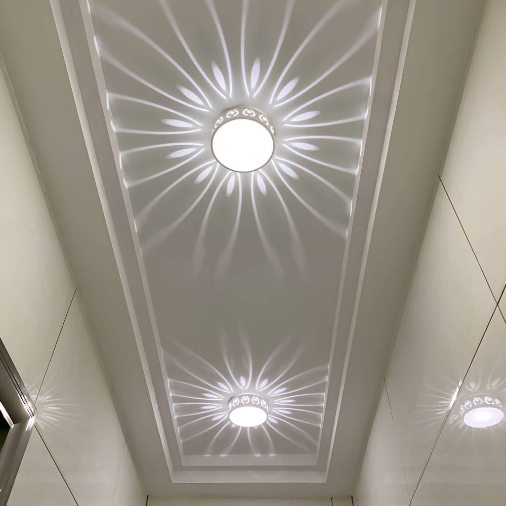 Minimalistische led-plafondlamp met zachte warme gloed