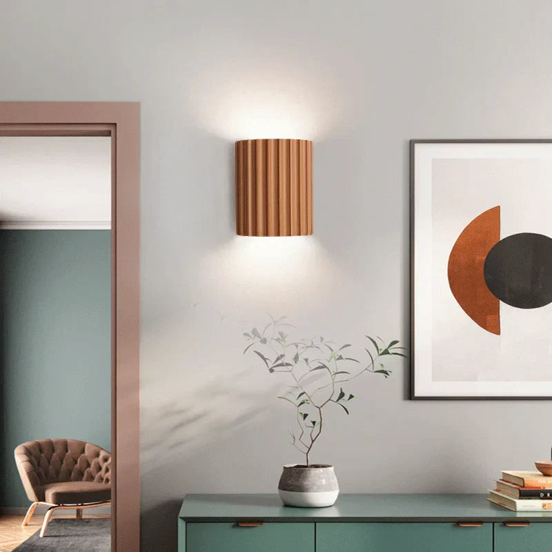Moderne wandlamp in harsdesign