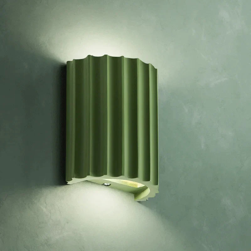 Moderne wandlamp in harsdesign
