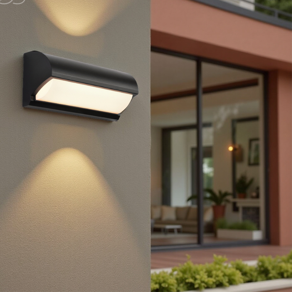 Moderne Zwarte LED-Buitenwandlamp – Weerbestendige Warme Verlichting voor Tuin, Terras & Ingang