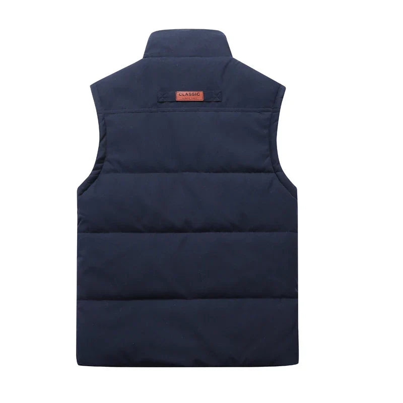 Mouwloos herenvest in moderne stijl