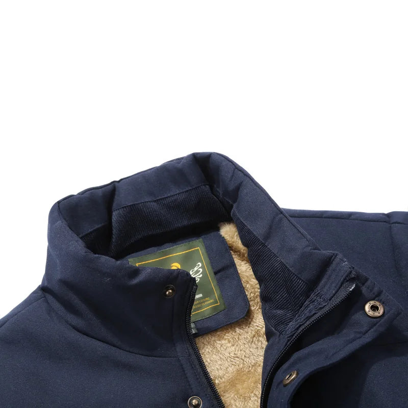 Mouwloos herenvest in moderne stijl