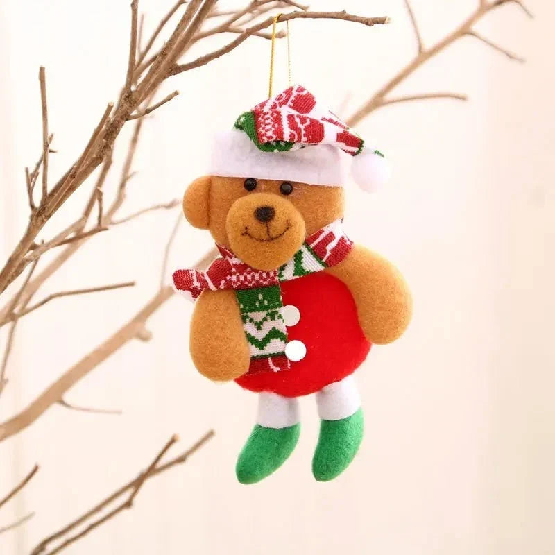 Pluche kersthangers met bungelende beentjes en kerstfiguren