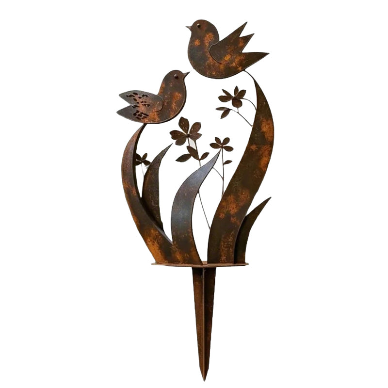 Rustieke tuinsteker met vogels en wilde bloemen