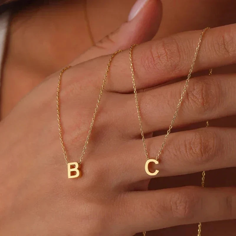 Subtiele Minimalistische Ketting met Initiaal
