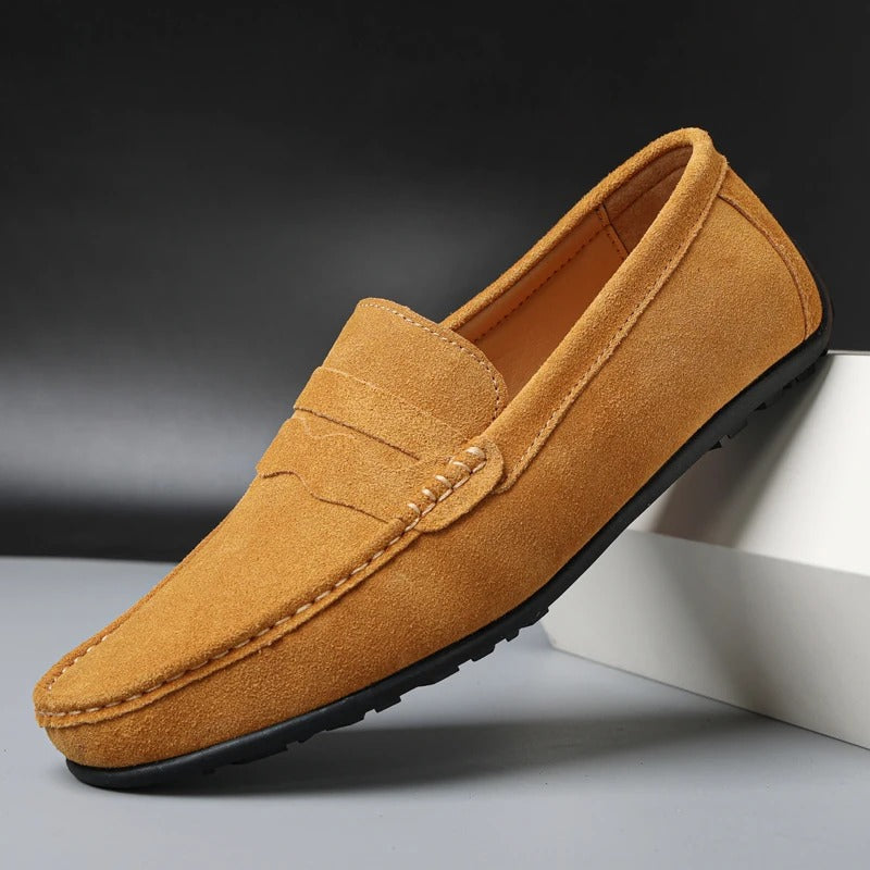 Suède loafers