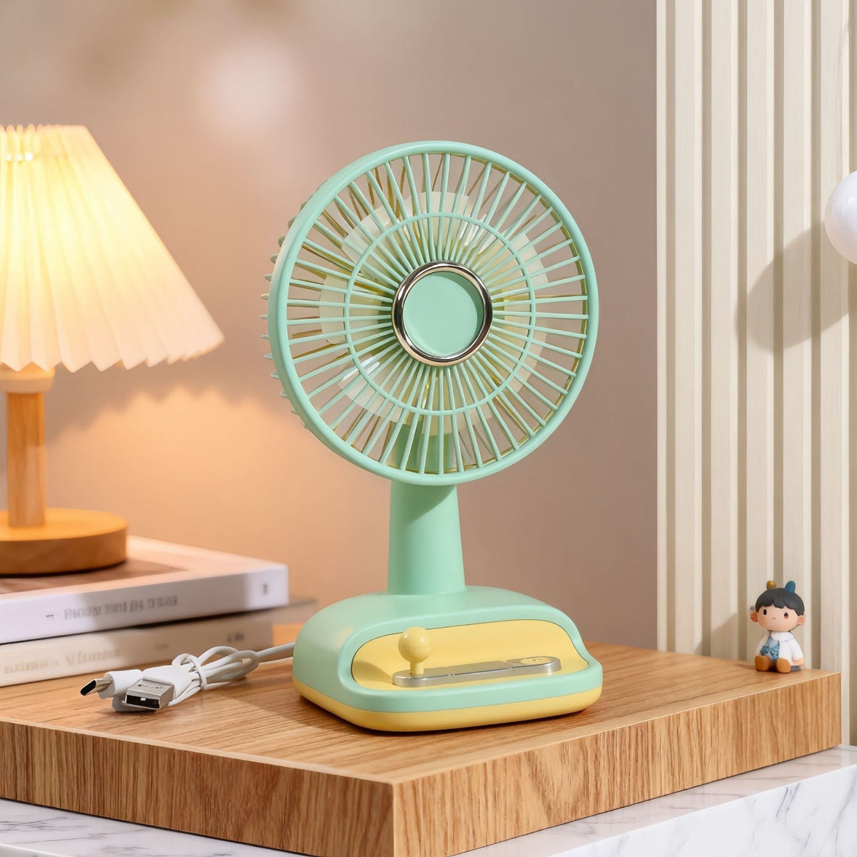 Tafelventilator met flexibele kantelhoek, modern en elegant