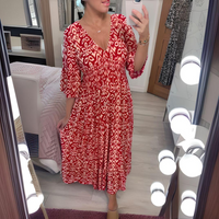Uitlopende damesjurk met boho-print