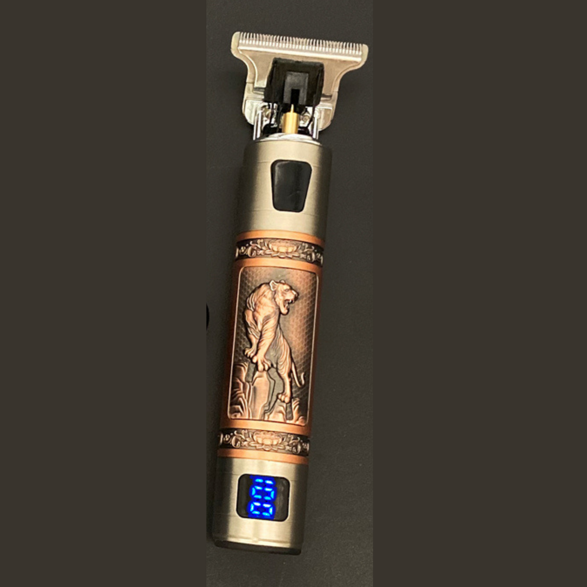 Vintage Trimmer Met Doodskop - Oplaadbaar Inclusief Opzetkammen