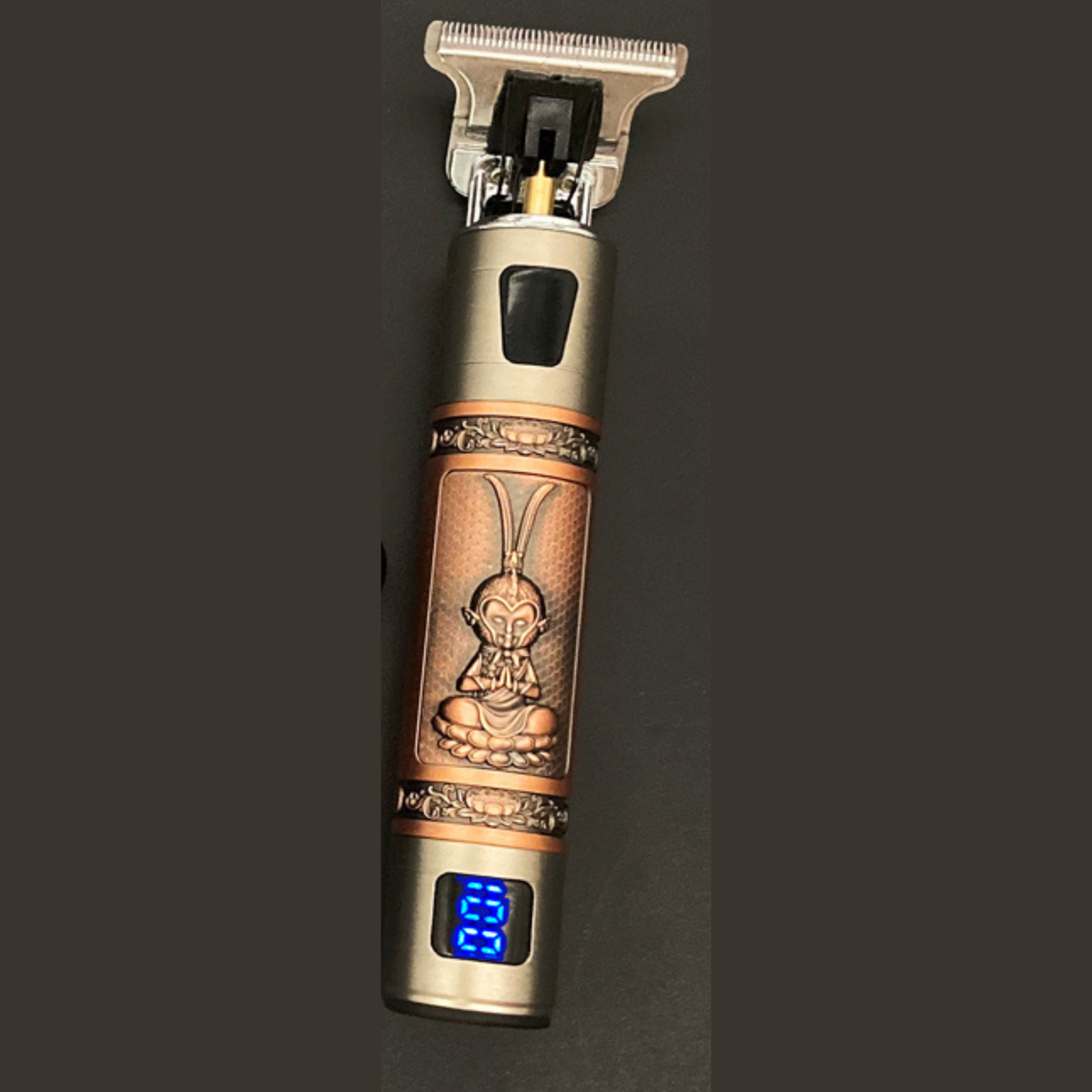 Vintage Trimmer Met Doodskop - Oplaadbaar Inclusief Opzetkammen
