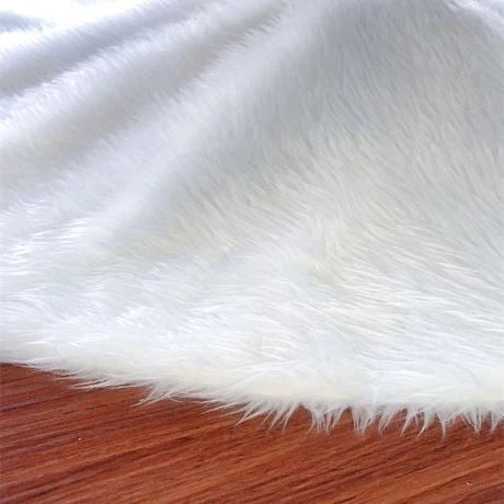 Witte kerstboomrok van imitatiebont met pluche textuur voor kerstdecoratie